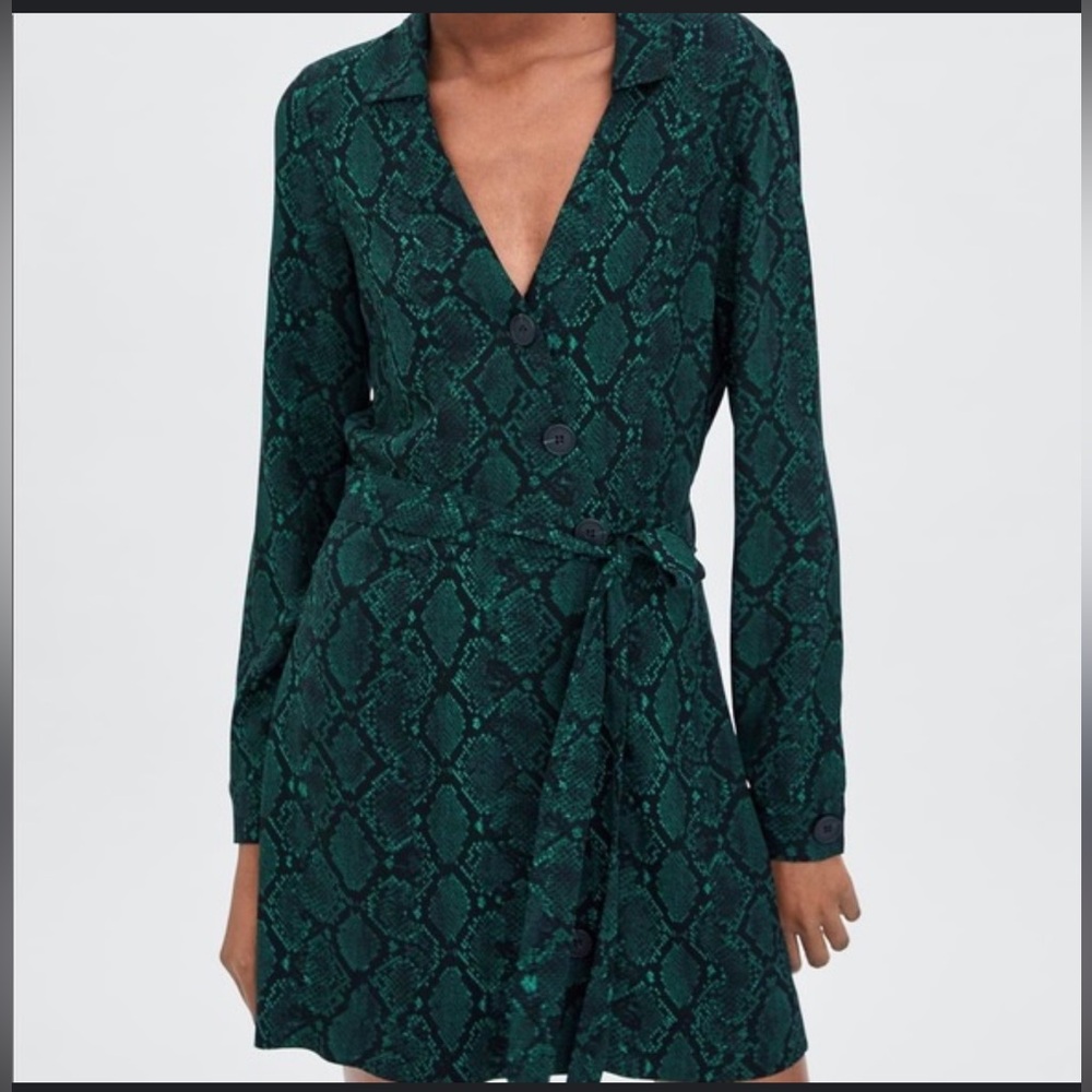 House of Harlow 1960 Black and Green Snake Print Dress sz small